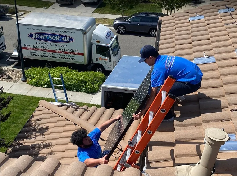 Slide of Right Now Air & Solar