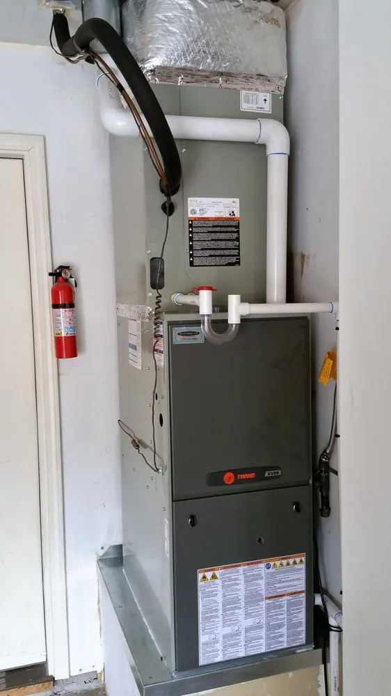 Slide of Right Now Air & Solar