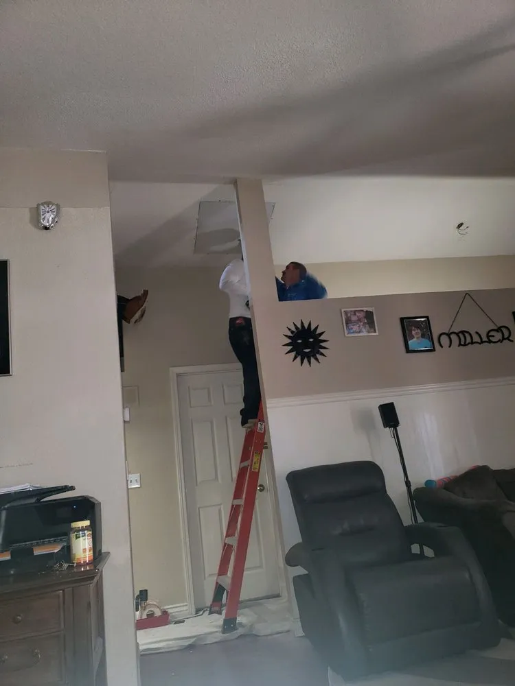 Slide of Right Now Air & Solar