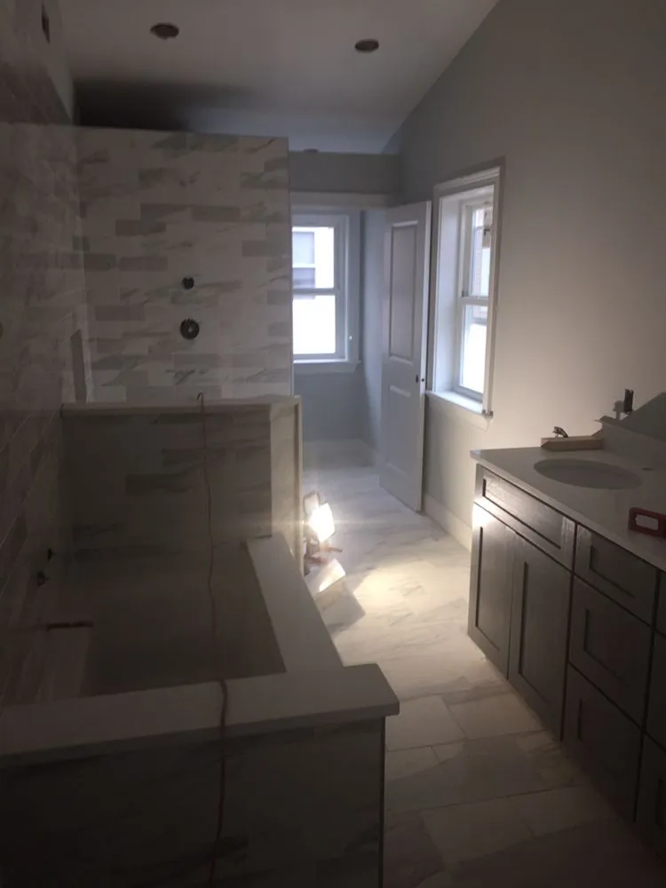 Slide of RightyTighty