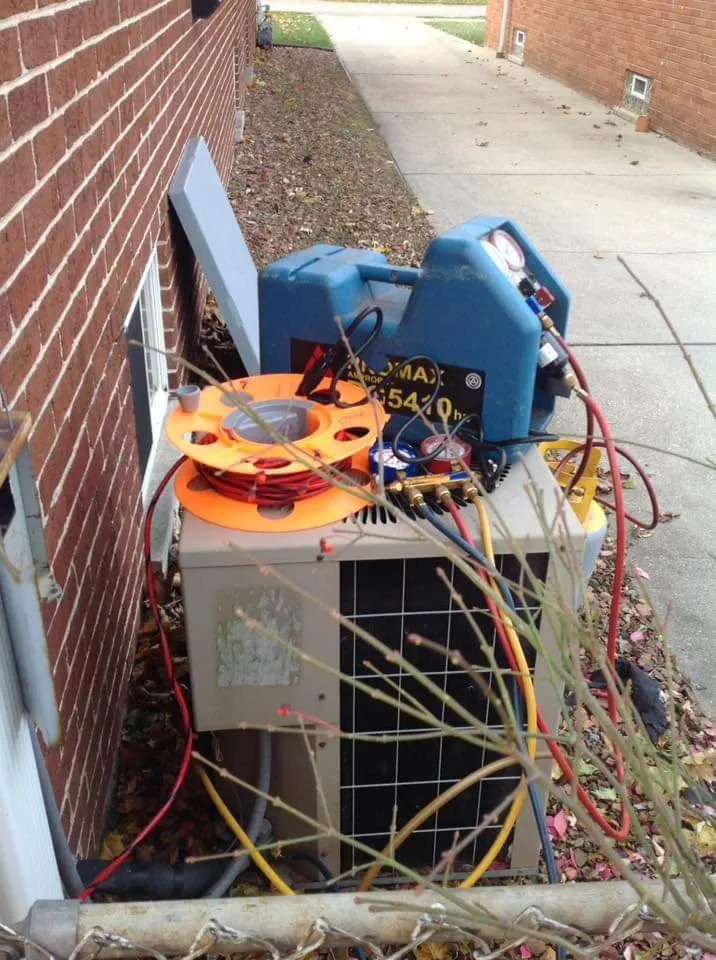 Slide of Riley Heating & Cooling