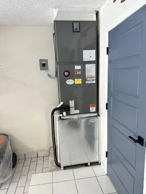 Rivas Air Conditioning Logo