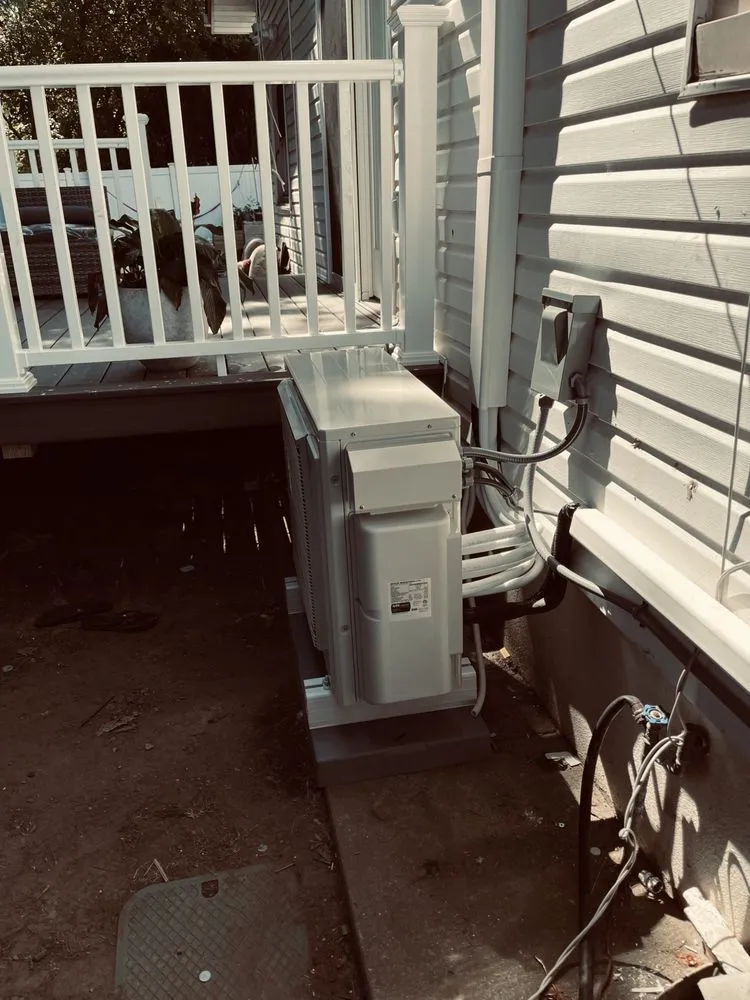 Slide of Rivas Mechanical