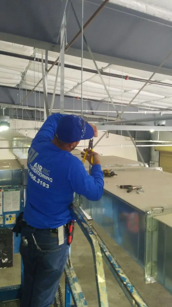 Slide of RJ Air Conditioning