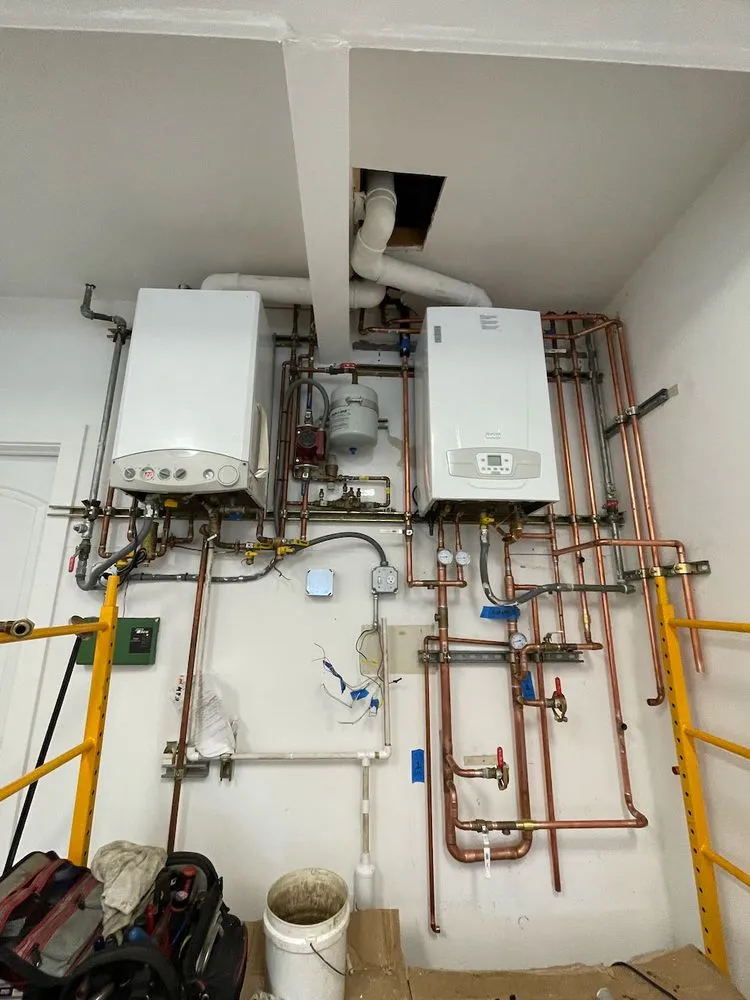 Slide of R&J Consulting