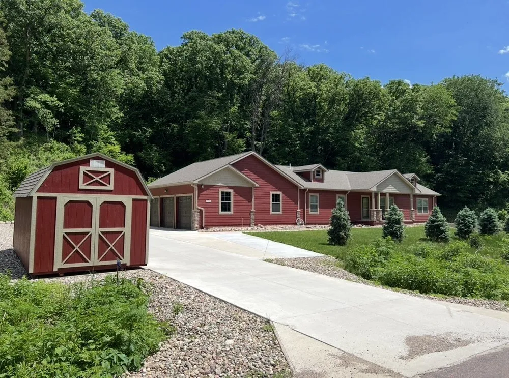 Slide of R.J. Nelson