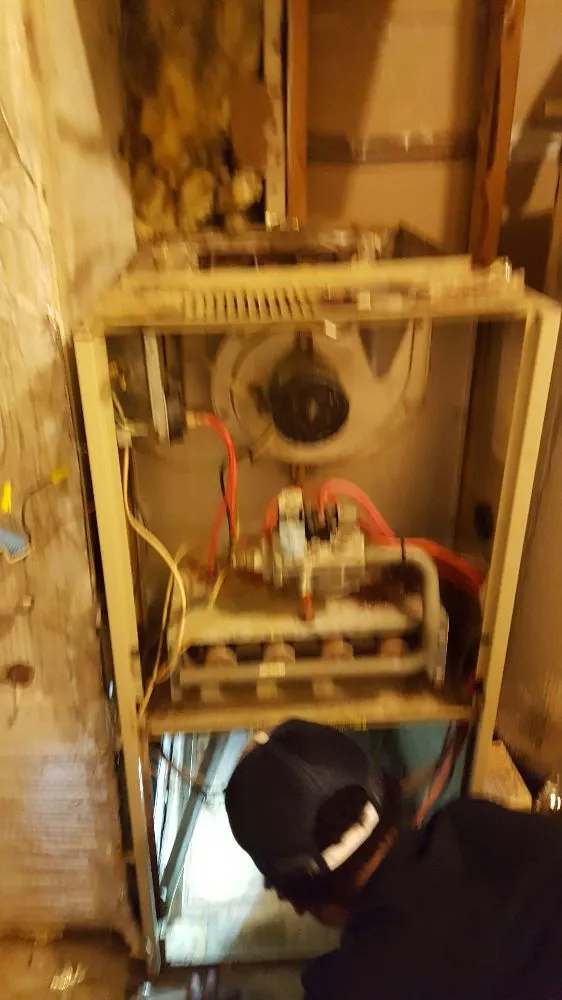 Slide of R&J Services