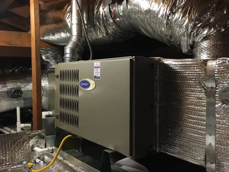 Slide of R&J Services