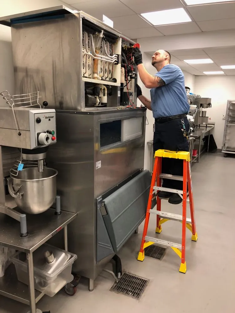 Slide of RJH Air Conditioning & Refrigeration Service