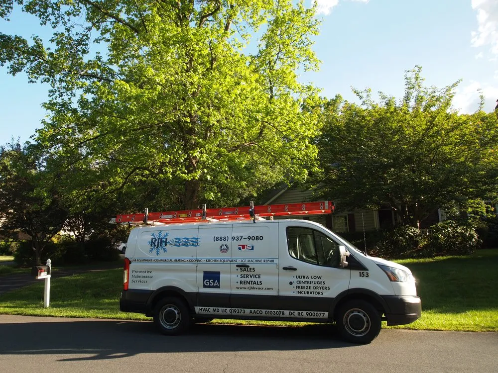 Slide of RJH Air Conditioning & Refrigeration Service