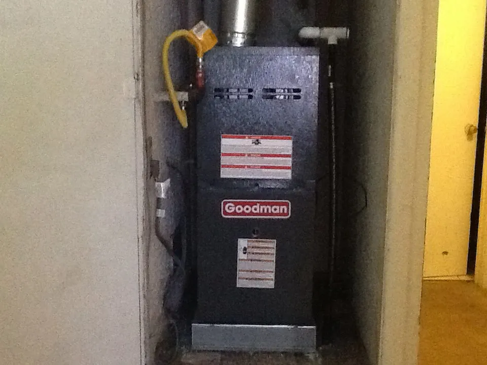 Slide of R/js Central