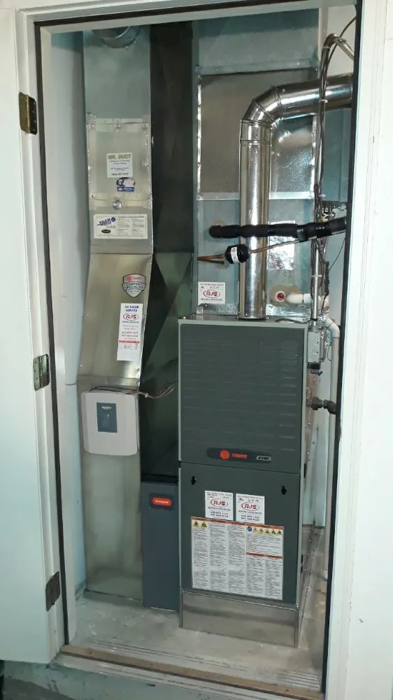 Slide of RJS Heating & Cooling