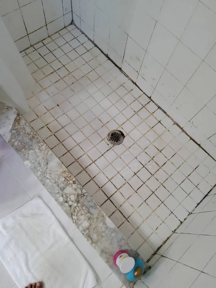 Slide of R.L General Maintenance & Repairs