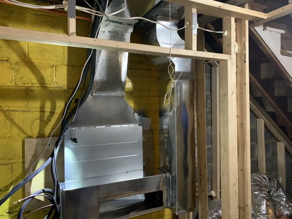 Slide of R&M Air Control