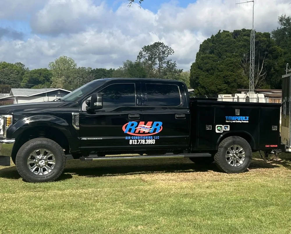 Slide of RMR Air Conditioning