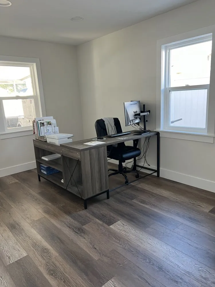 Slide of RMR Air Conditioning