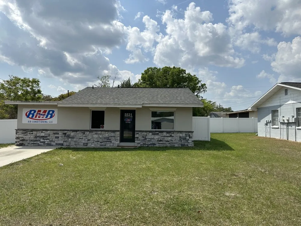 Slide of RMR Air Conditioning