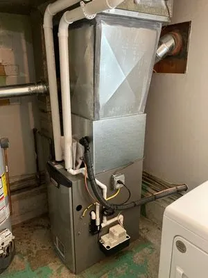 RNC Contracting Logo