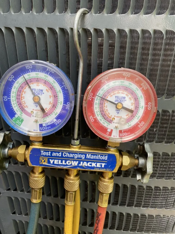 Slide of Robbins Heating & Air