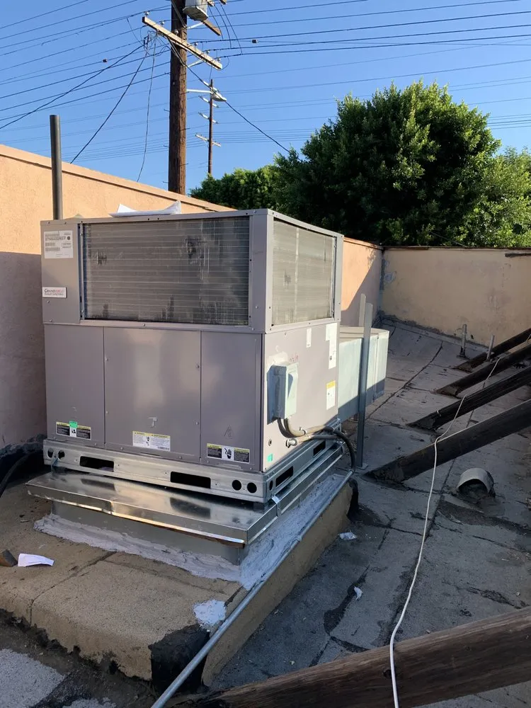 Emergency heating and cooling service experts serving La Crescenta, CA - Robert Hall & Sons Heating & Air Conditioning