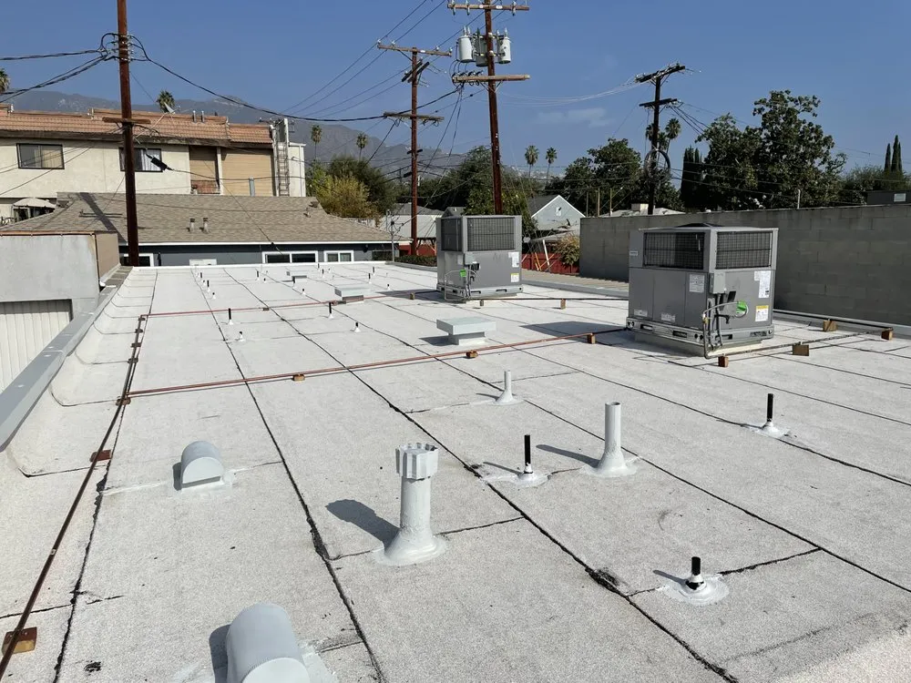 Professional AC repair experts serving La Crescenta, CA - Robert Hall & Sons Heating & Air Conditioning