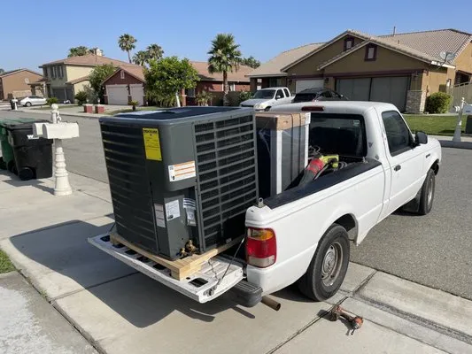 Robert Leak Air Conditioning and Heating Logo