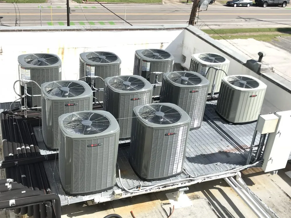 Slide of Roberts Air