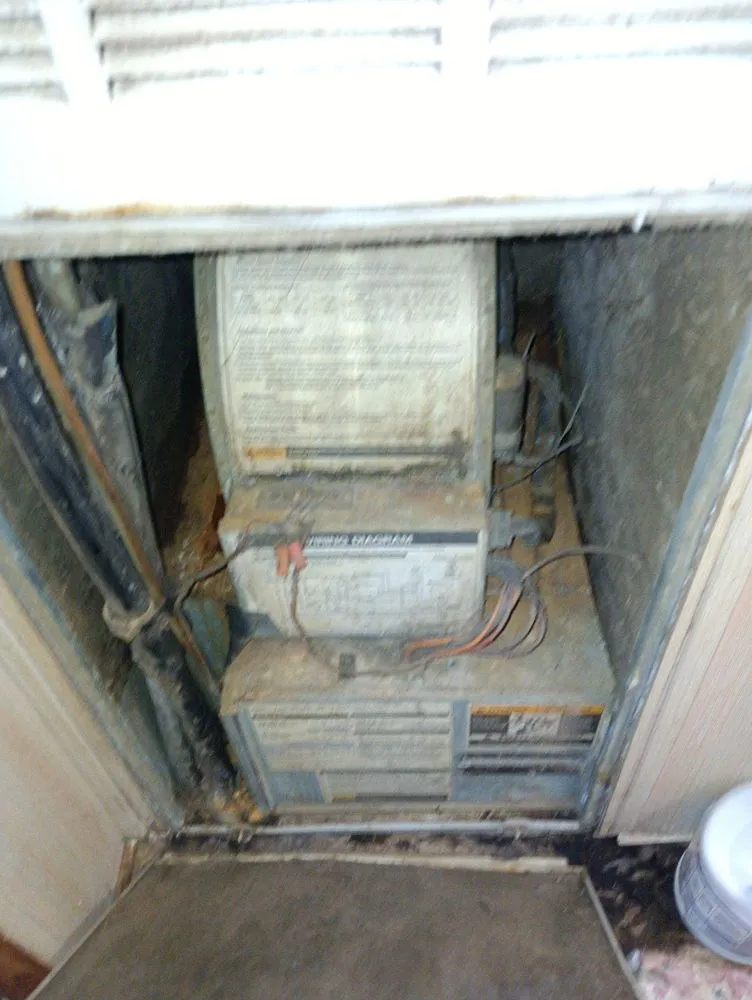 Slide of Robert's Electrical and HVAC Services