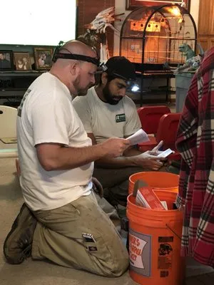 Robert's Heating & Air Conditioning Logo