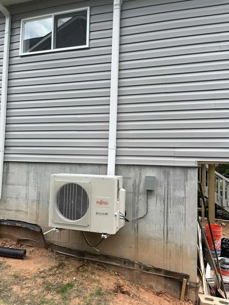 Slide of Robert's Heating & Air Conditioning