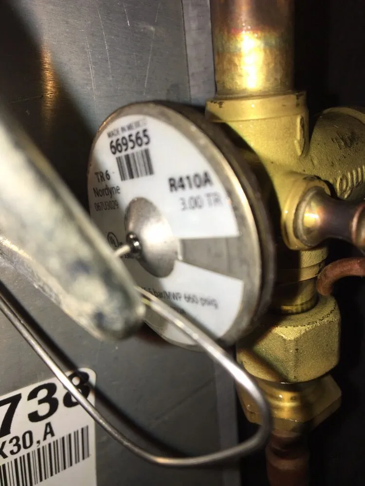 Slide of Robertson Air Services