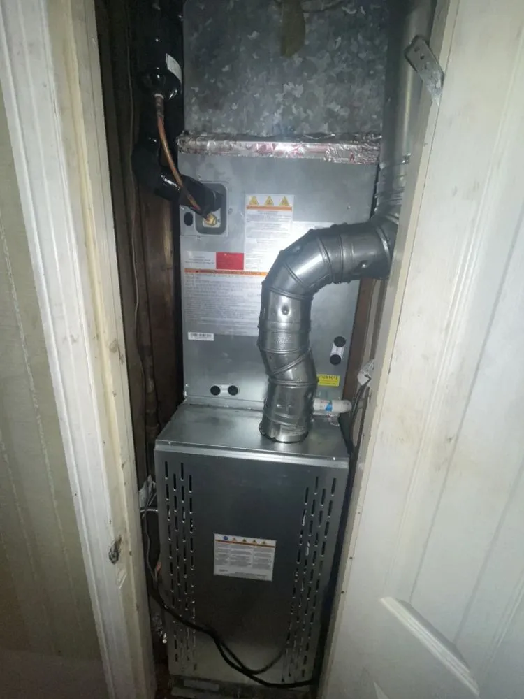 Slide of Rocha Heating & Air