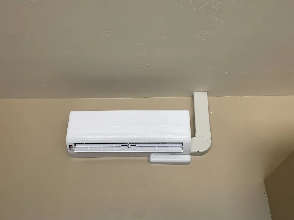 Slide of Roger Cox AC & Heating