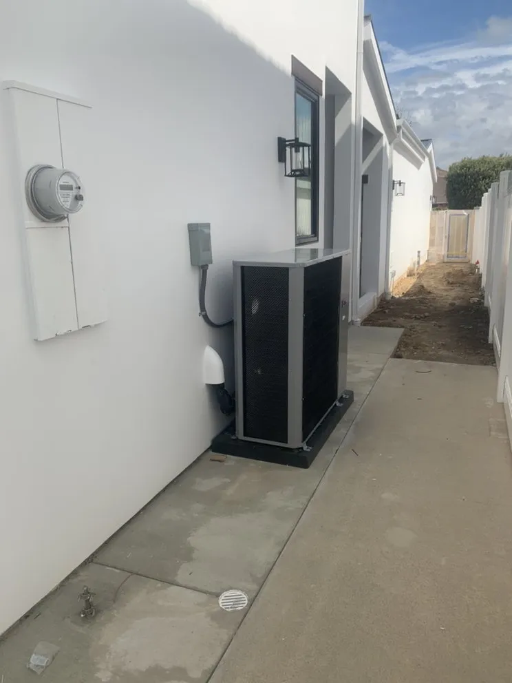 Slide of Rojas Air Conditioning