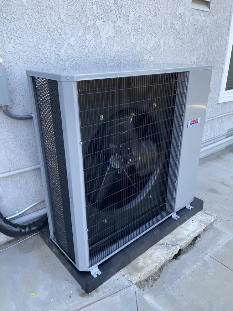 Slide of Rojas Air Conditioning