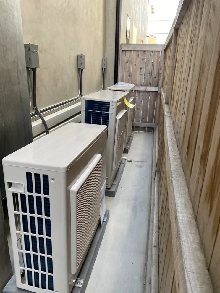 Slide of Rojas Air Conditioning