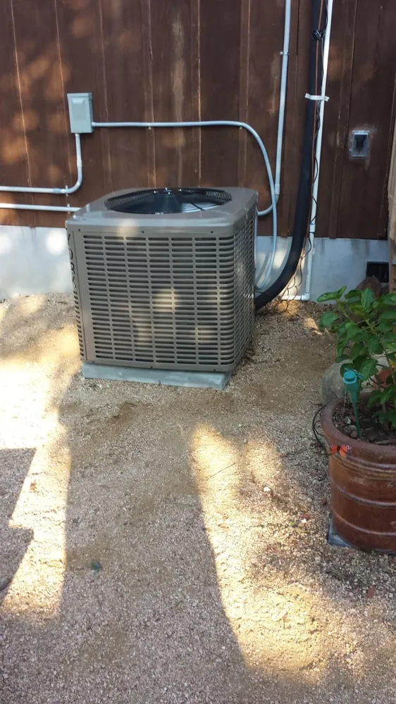 Slide of Roland Bazan Heating & Air Conditioning