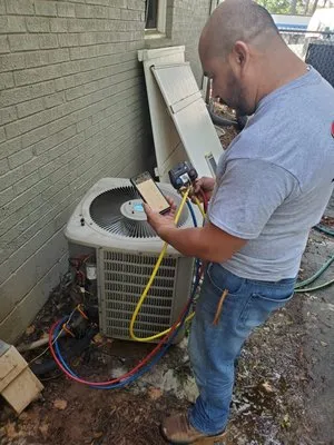 Romero's Home Solutions Logo