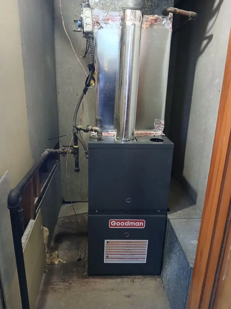 Slide of Romo's Heating & Cooling