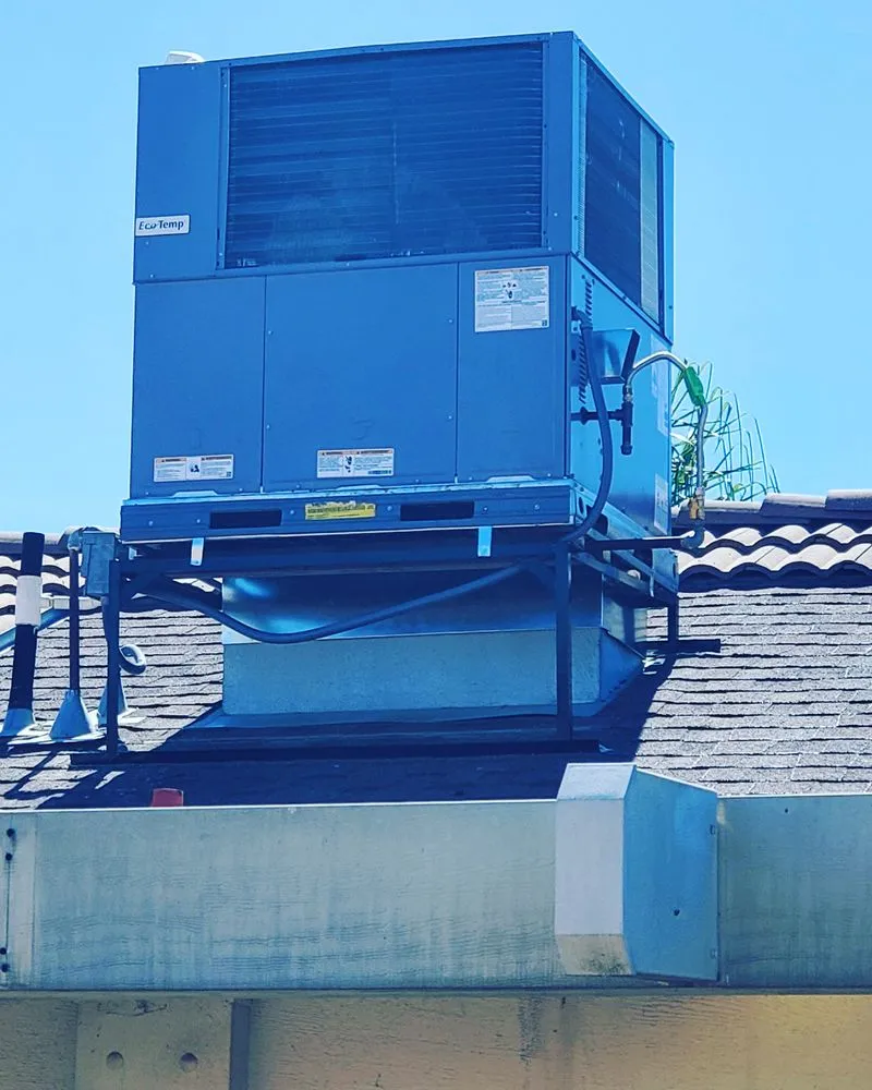 Slide of Roo's Heating and Air Conditioning