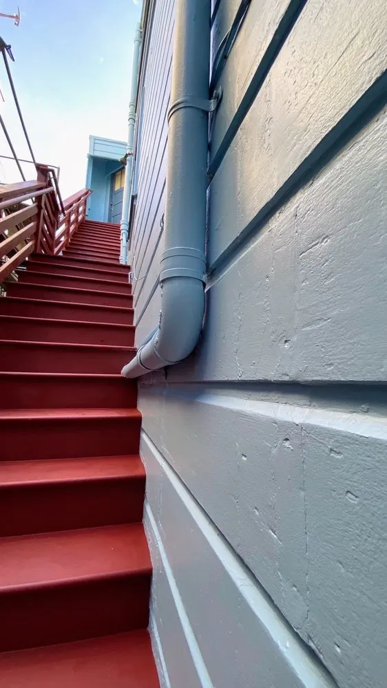 Slide of Roque Construction