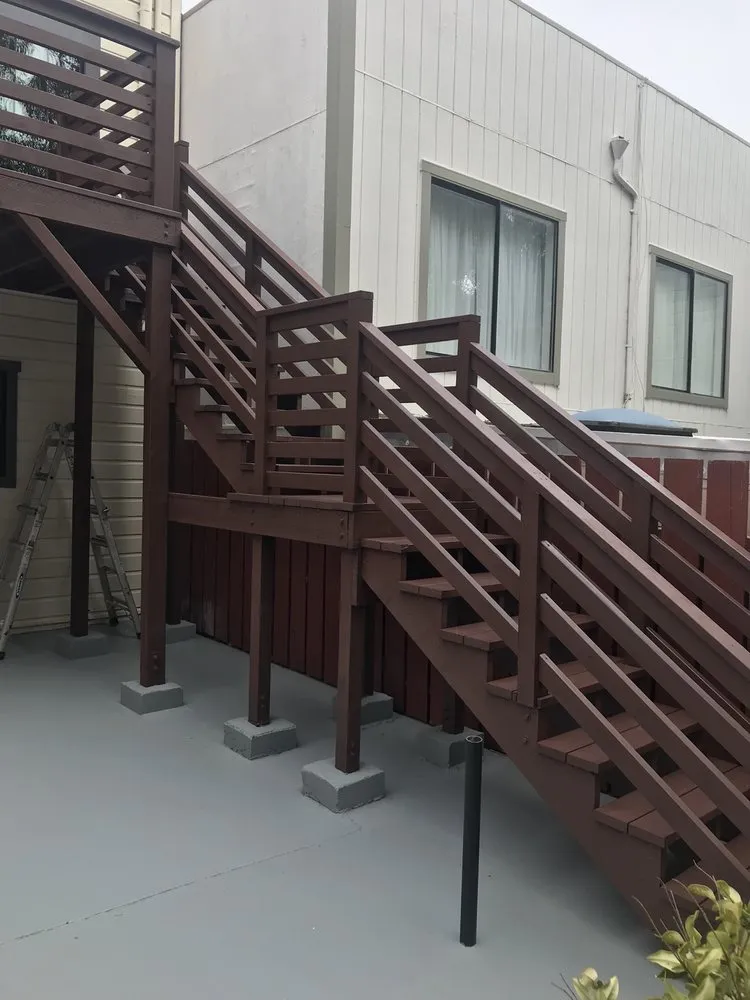 Slide of Roque Construction