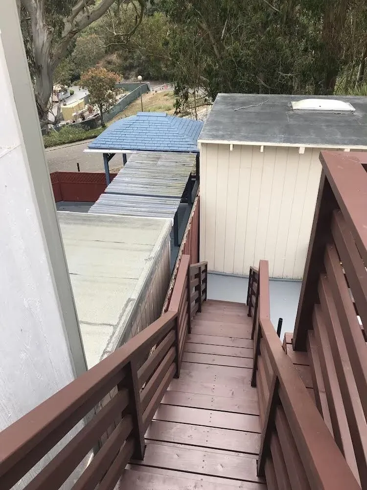 Slide of Roque Construction