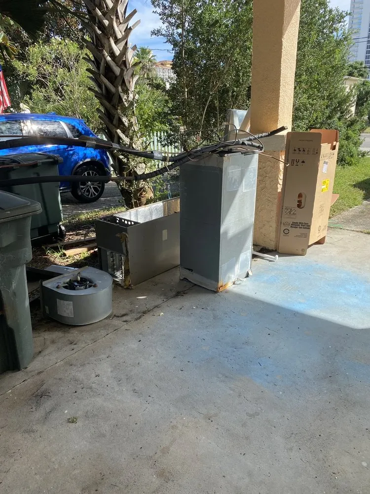 Slide of Rossi's Heating & Air Conditioning