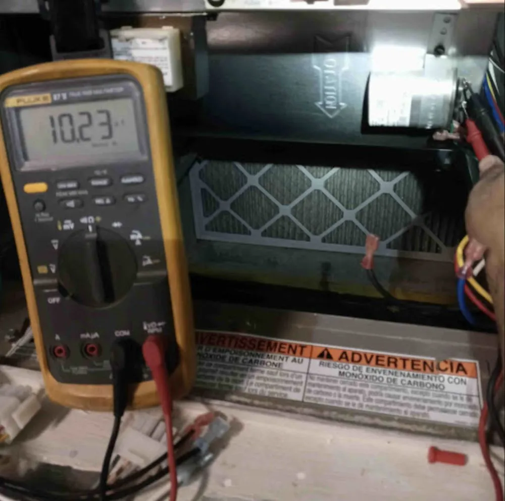 Slide of Royal Refrigeration Services