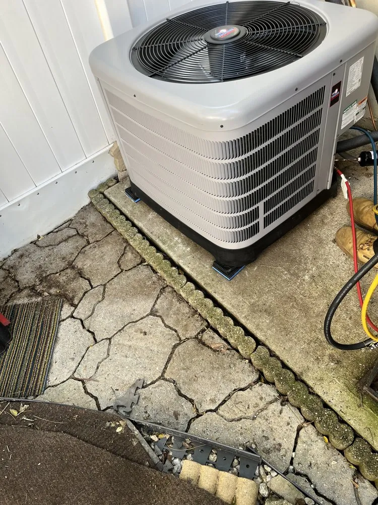 Slide of Royaltech Heating & Air