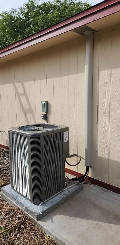 Slide of Royalty Heating & Cooling