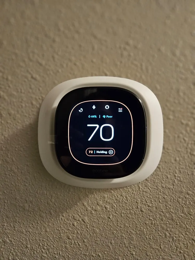 Slide of Royalty Heating & Cooling