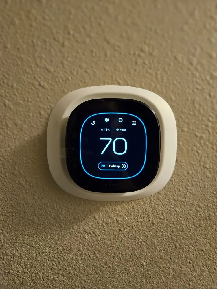 Slide of Royalty Heating & Cooling