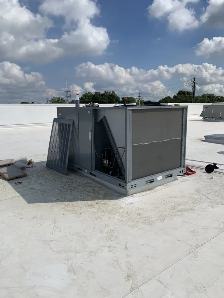 Slide of R&R Air Solutions